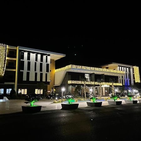 Deluxe Resort And Spa Koplik Dış mekan fotoğraf