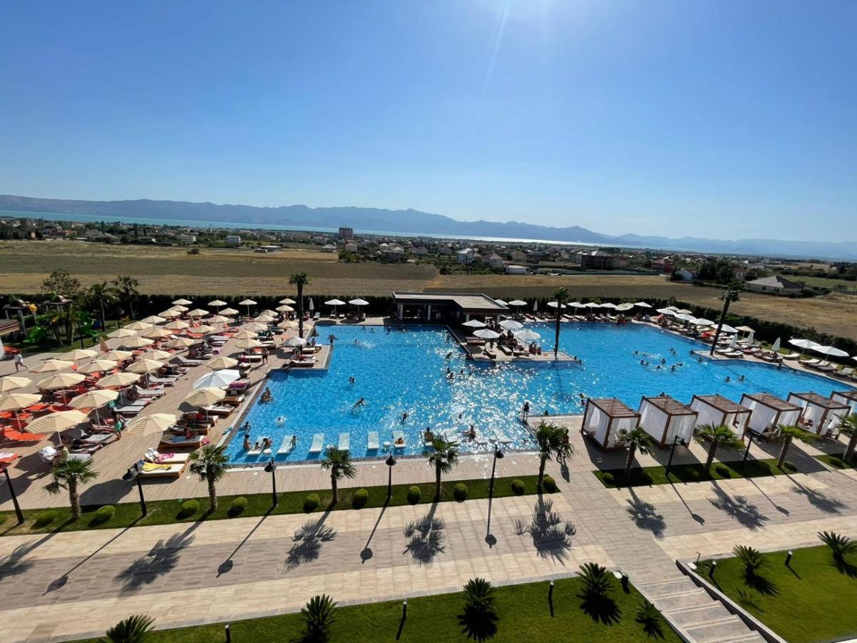 Deluxe Resort And Spa Koplik Dış mekan fotoğraf