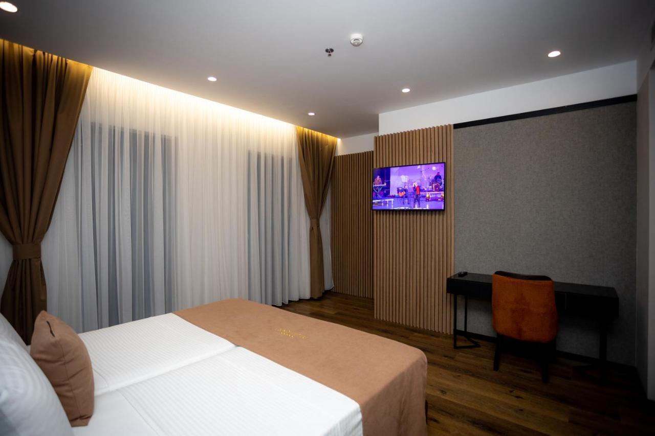 Deluxe Resort And Spa Koplik Dış mekan fotoğraf